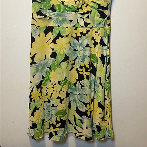 Talbots Pure Silk Floral Dress 12 Black Yellow Green Short Sleeve Lined Midi - Picture 4 of 15